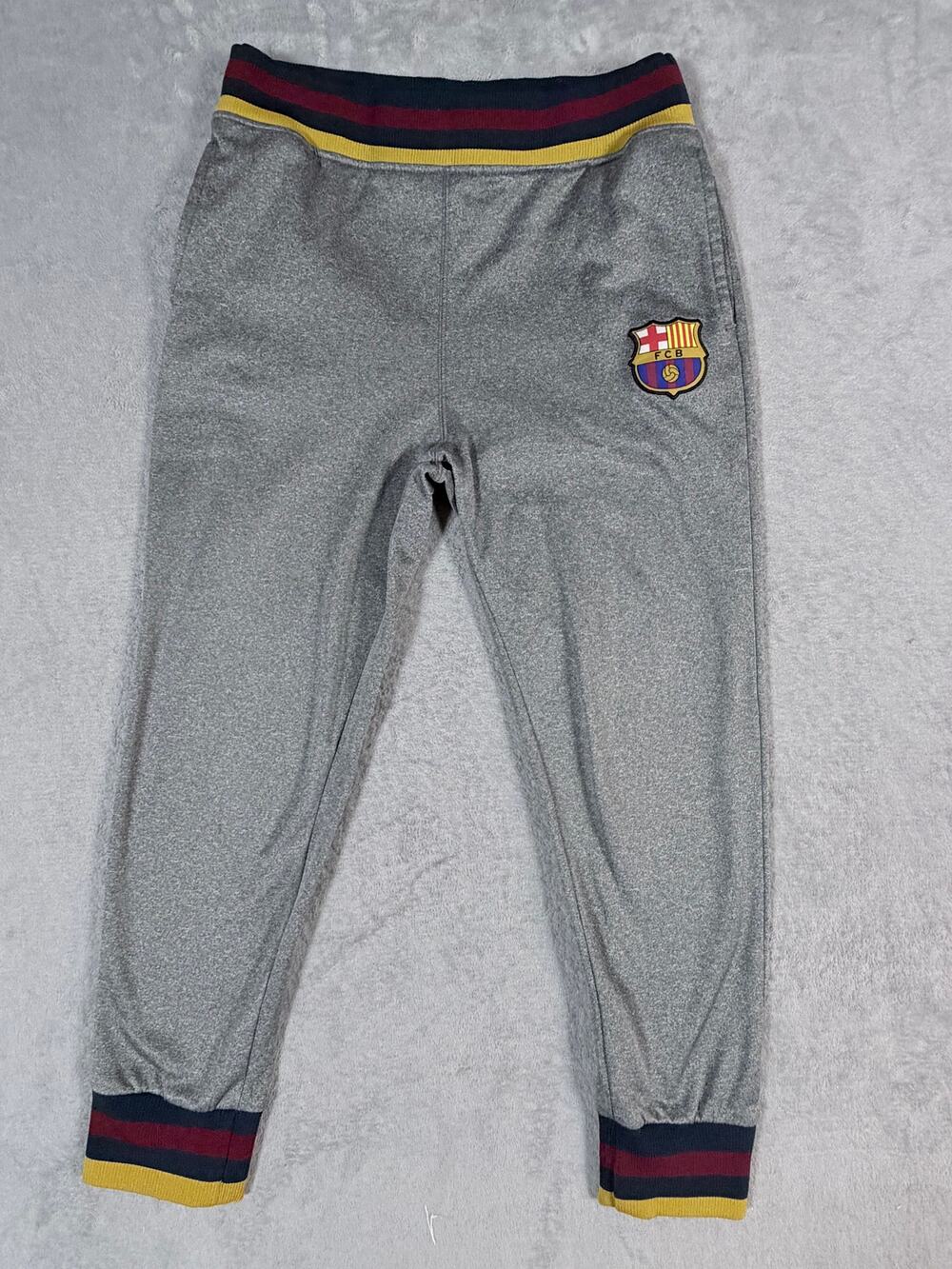 FC Barcelona Men’s M Gray Sweatpants Jogger Soccer Pants FCB Crest